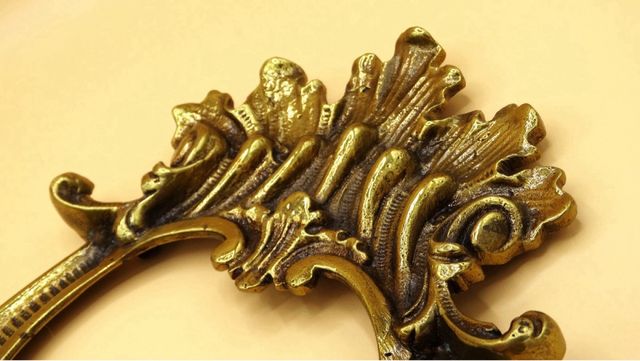 Antiguo Marco de Bronce