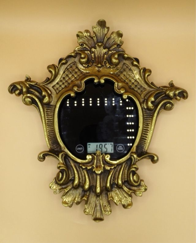 Antiguo Marco de Bronce