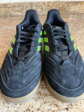 Zapatillas Adidas sin uso talla 40 1/2