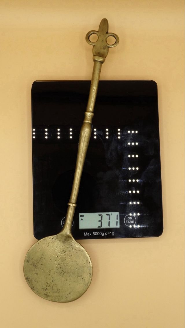 Antiguo Badil de Brasero de Bronce