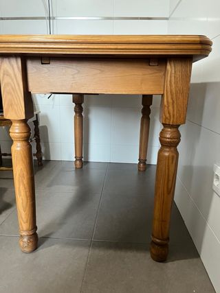 Mesa cocina con sillas