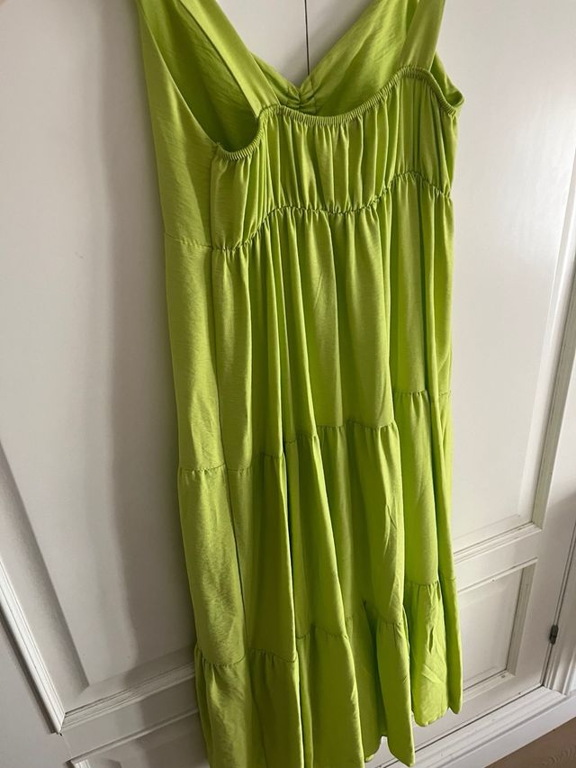 Vestido verde pistacho