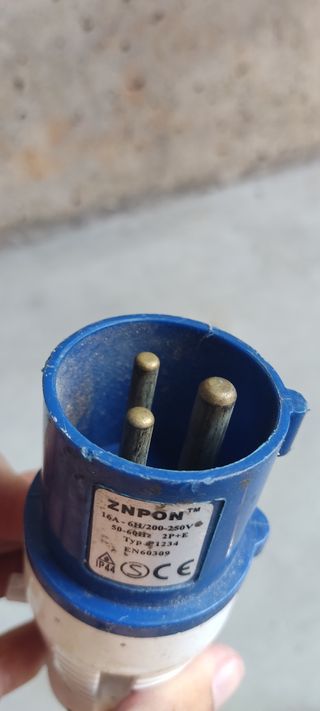Conector autocaravana 