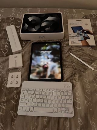 Apple iPad Air 2022 (Wi-Fi, 256 GB)