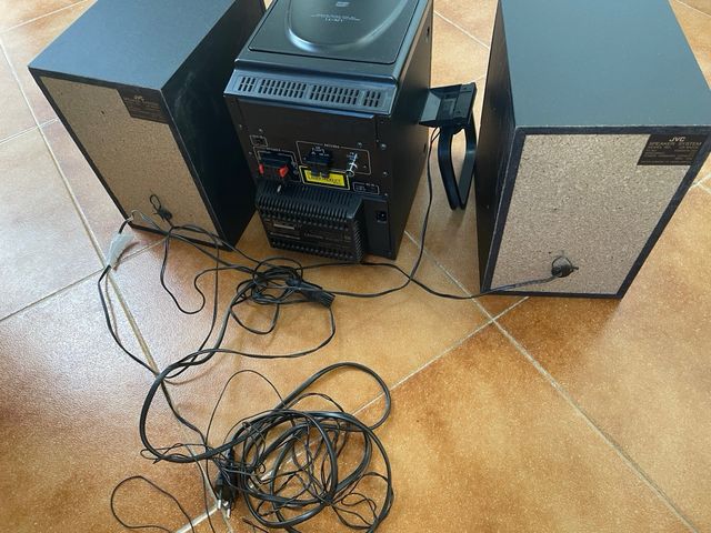 Stereo JVC zincato nero