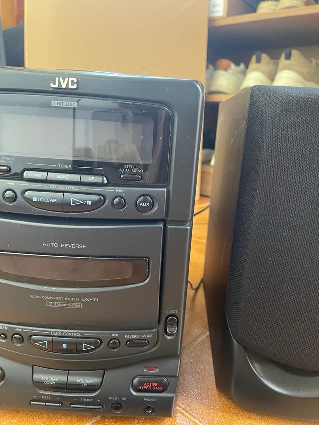 Stereo JVC zincato nero