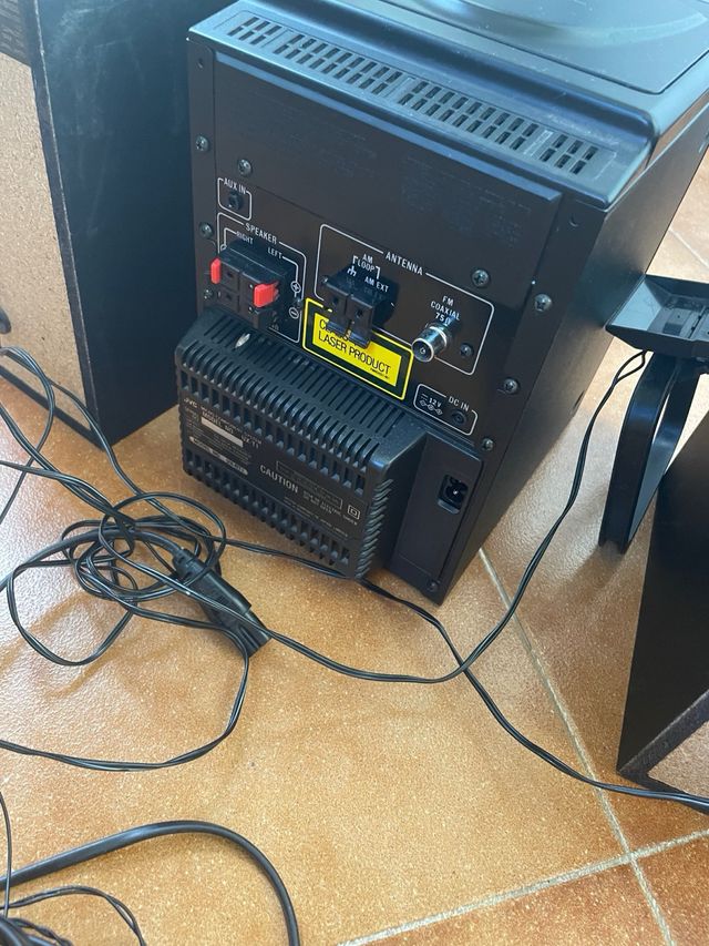 Stereo JVC zincato nero