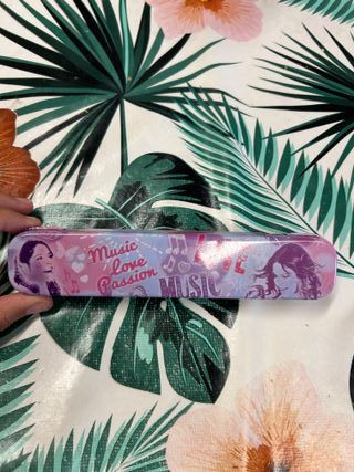 Estuche de metal serie Violetta