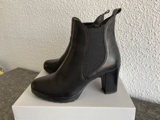 Botines mujer piel muy buena calidas 37