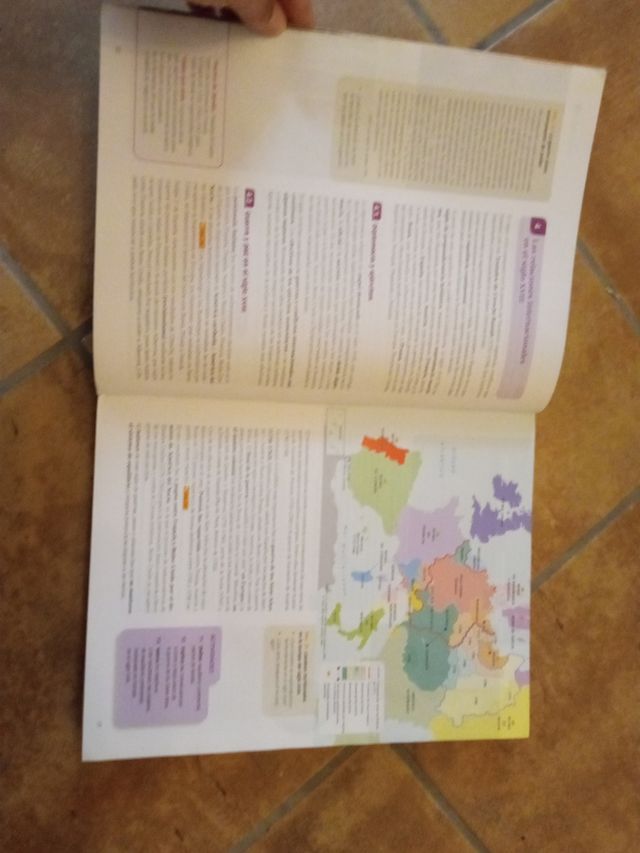 Libro de texto Historia del Mundo Conte 1°Bachille