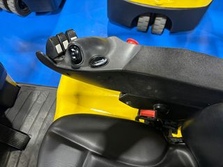 2360 - Carretilla Eléctrica HYSTER 1600 Kg