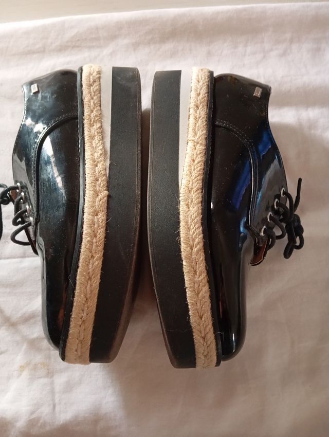 Zapatos charol mujer