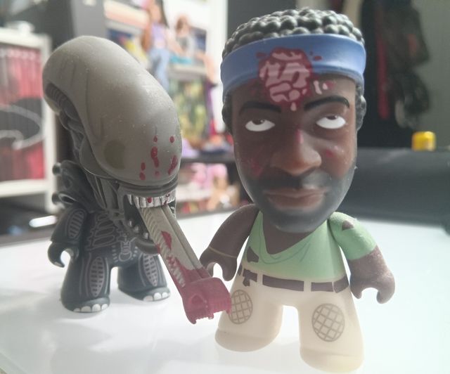 Pack figuras vinilo de Alien, de Titans