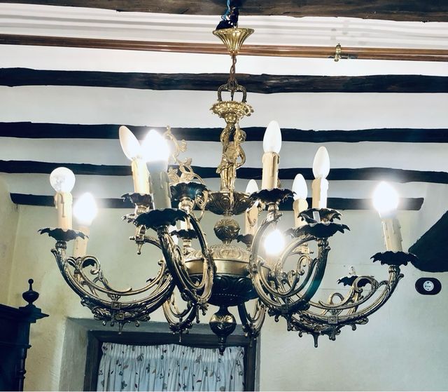 Lámpara araña de bronce