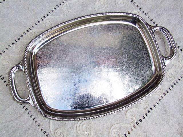 Vassoio vintage in acciaio inox