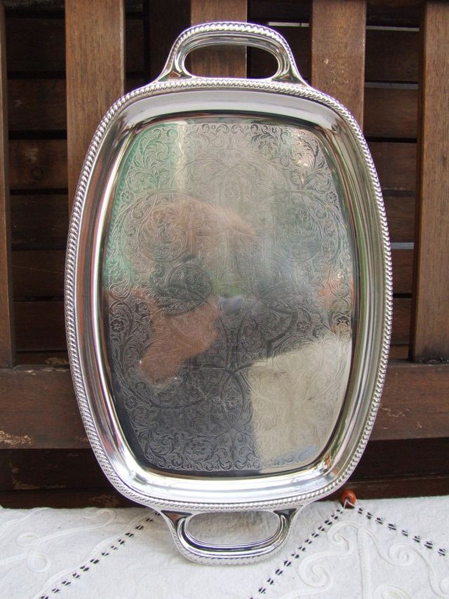 Vassoio vintage in acciaio inox