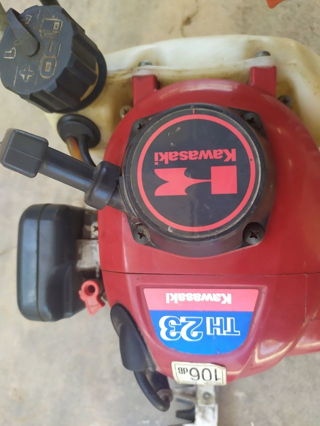 Cortasetos Kawasaki th 23 