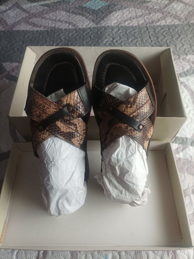 SANDALIAS CHICO PIEL 