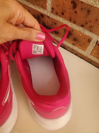 ZAPATILLAS ASICS JOLT 4 / TALLA 39