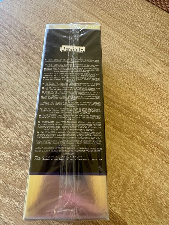 Perfume buzz hb at night