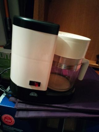 Cafetera automática Jata