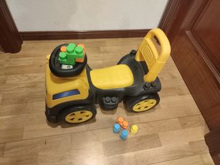 Correpasillos , andador y camión. Moltó.