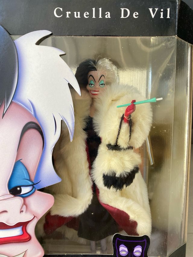 Muñeca Villanos Disney Exclusivo Cruella de Vil