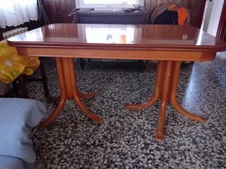 Mesa de salón o cocina madera extensible