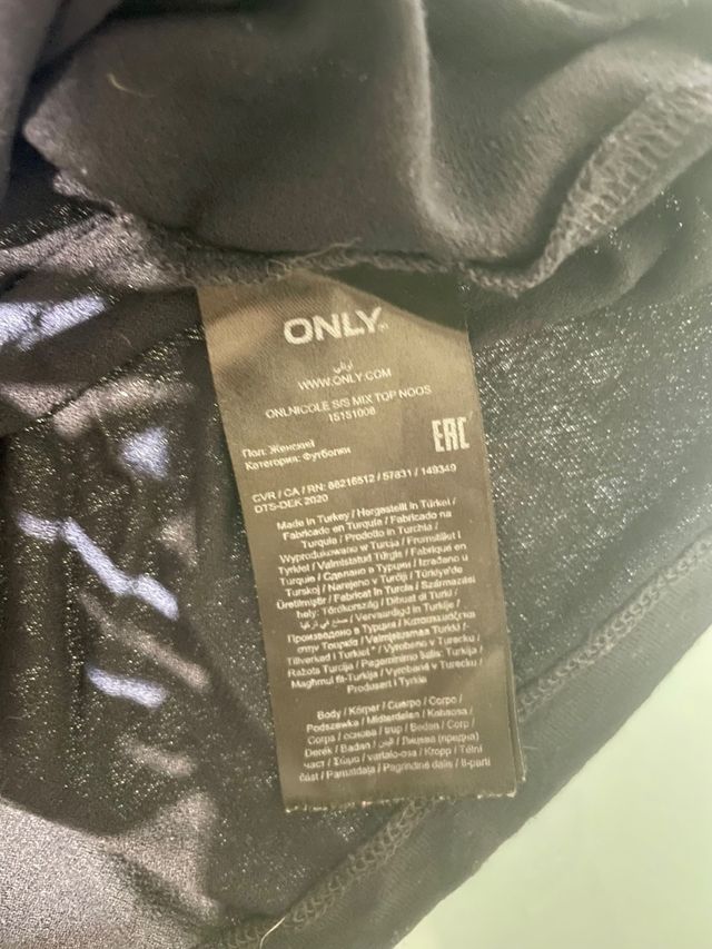 T-shirt con pizzo blu Only