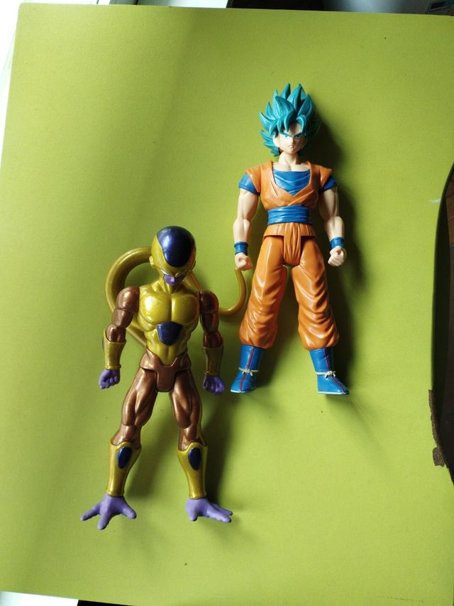 FIGURAS DRAGÓN BALL