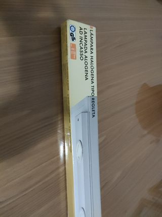 Lampada sotto pensile con 3 luci alogene