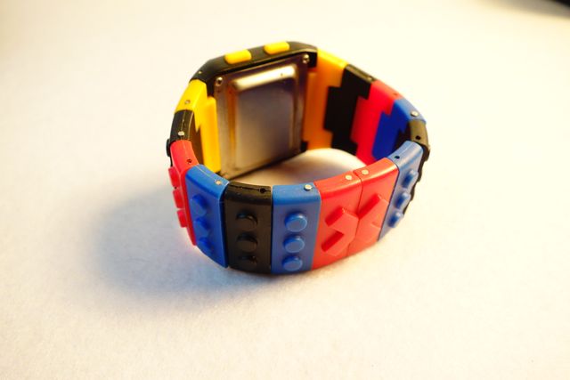 Sowatches SHHORS Reloj LED, Colores del Arcoiris,