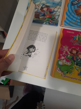 Lote 4 libros kika superbruja 
