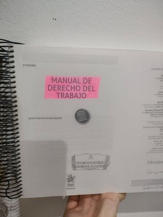 Libro Manual de derechos del trabajador.
