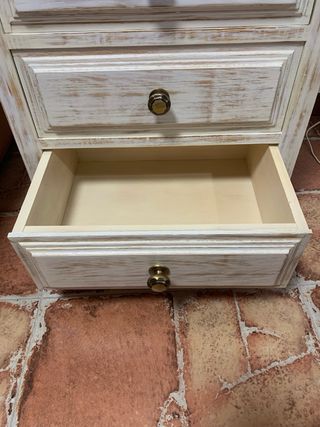 Mesita de noche vintage