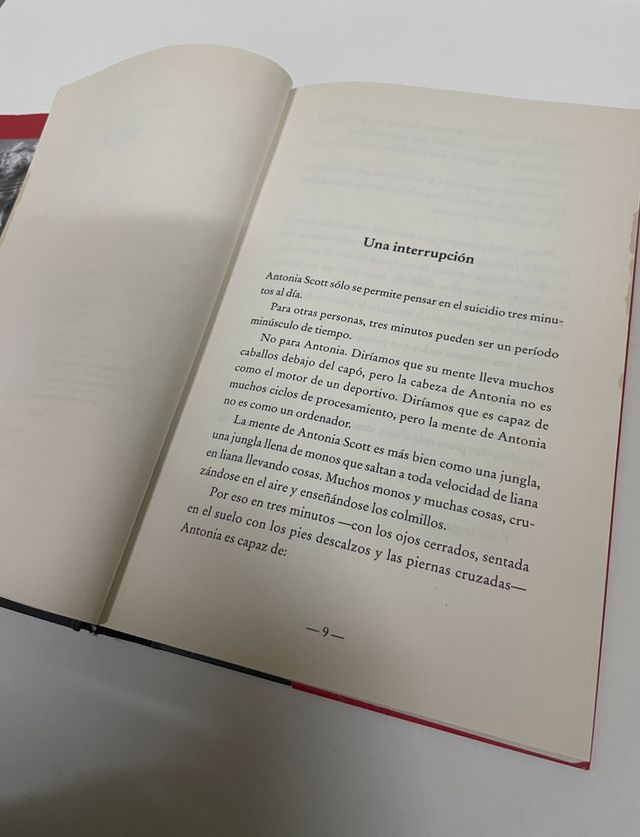 Libro Reina Roja  Juan Gómez Jurado