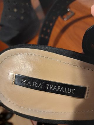 SANDALIAS CON PULSERA AL TOBILLO