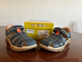 Sandalias niño