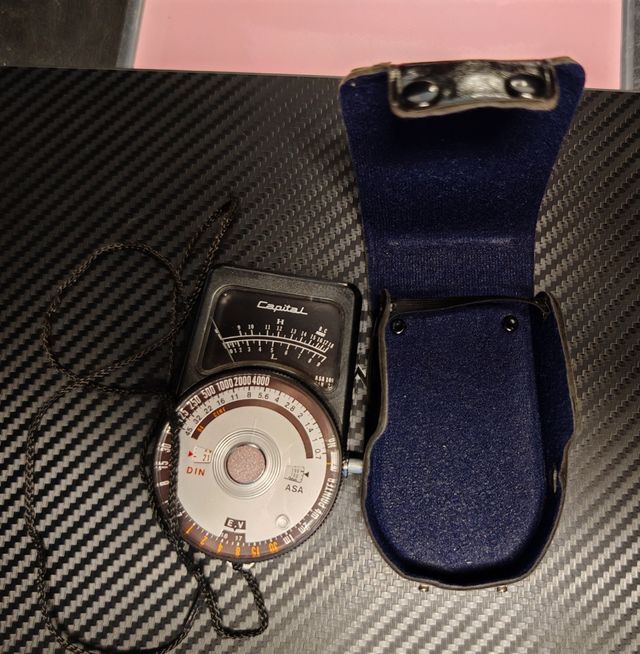 FOTOMETRO VINTAGE AÑOS 70 MARCA CAPITAL