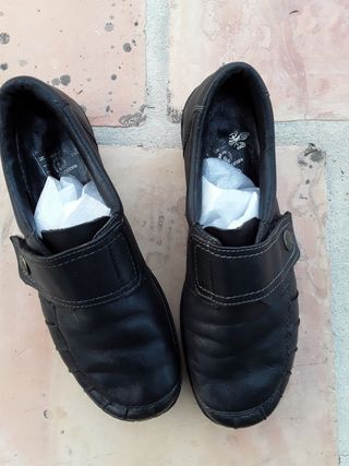 Zapato piel marca Rieker n°38