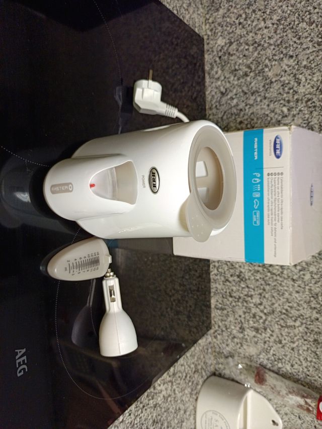 Calienta biberones y potitos eléctrico 