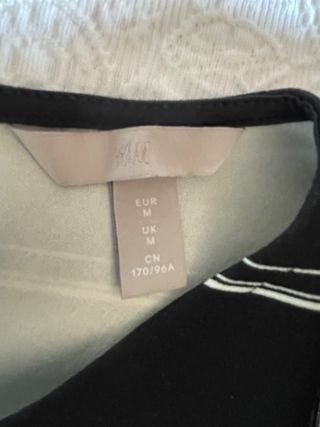 Blusa negra h&m