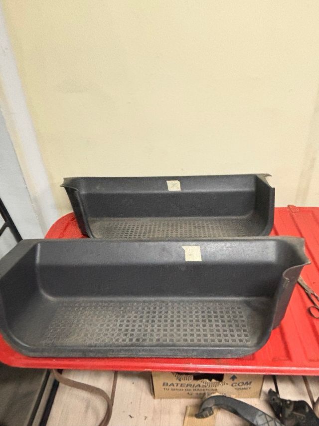 VW T4 Escalon plastico negro todos modelos + S.vel