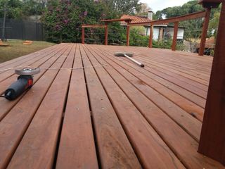 Construcción de decks y tarimas de madera