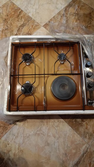 Placa de gas y luz marca Corberó