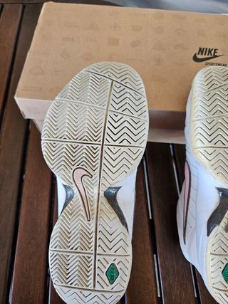 Zapatillas Nike mujer padel o tenis