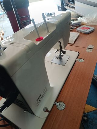 Maquina de coser pfaff