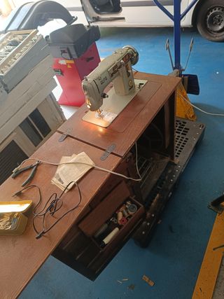 Maquina de coser alfamatic