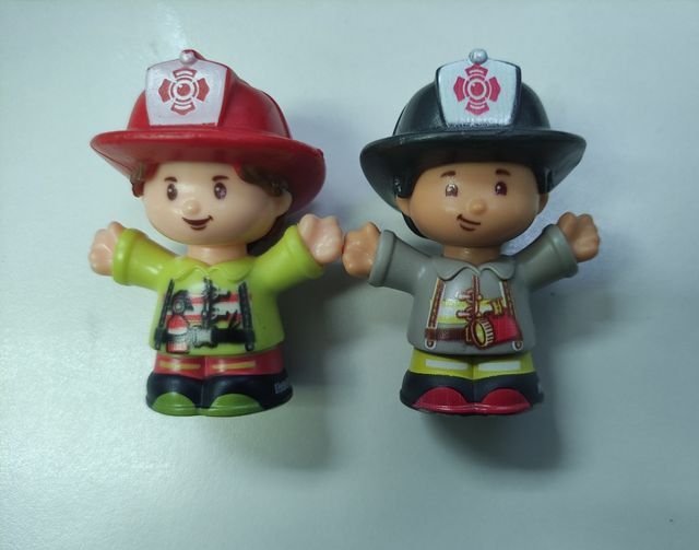 2 personaggi di Little People