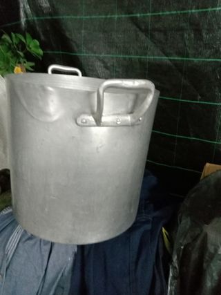 Olla de aluminio
